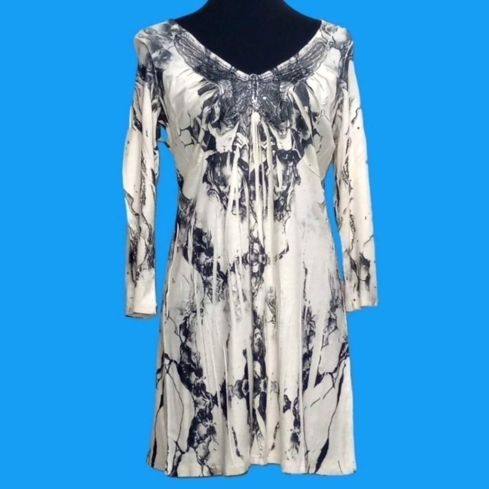 ONE World White/Gray Butterfly Dress